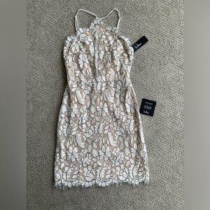 NWT Lulu's white lace bodycon halter dress US women's size XS.